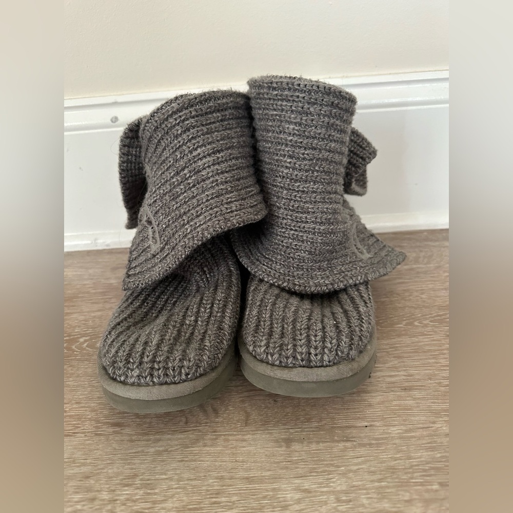 Vintage Bailey button uggs